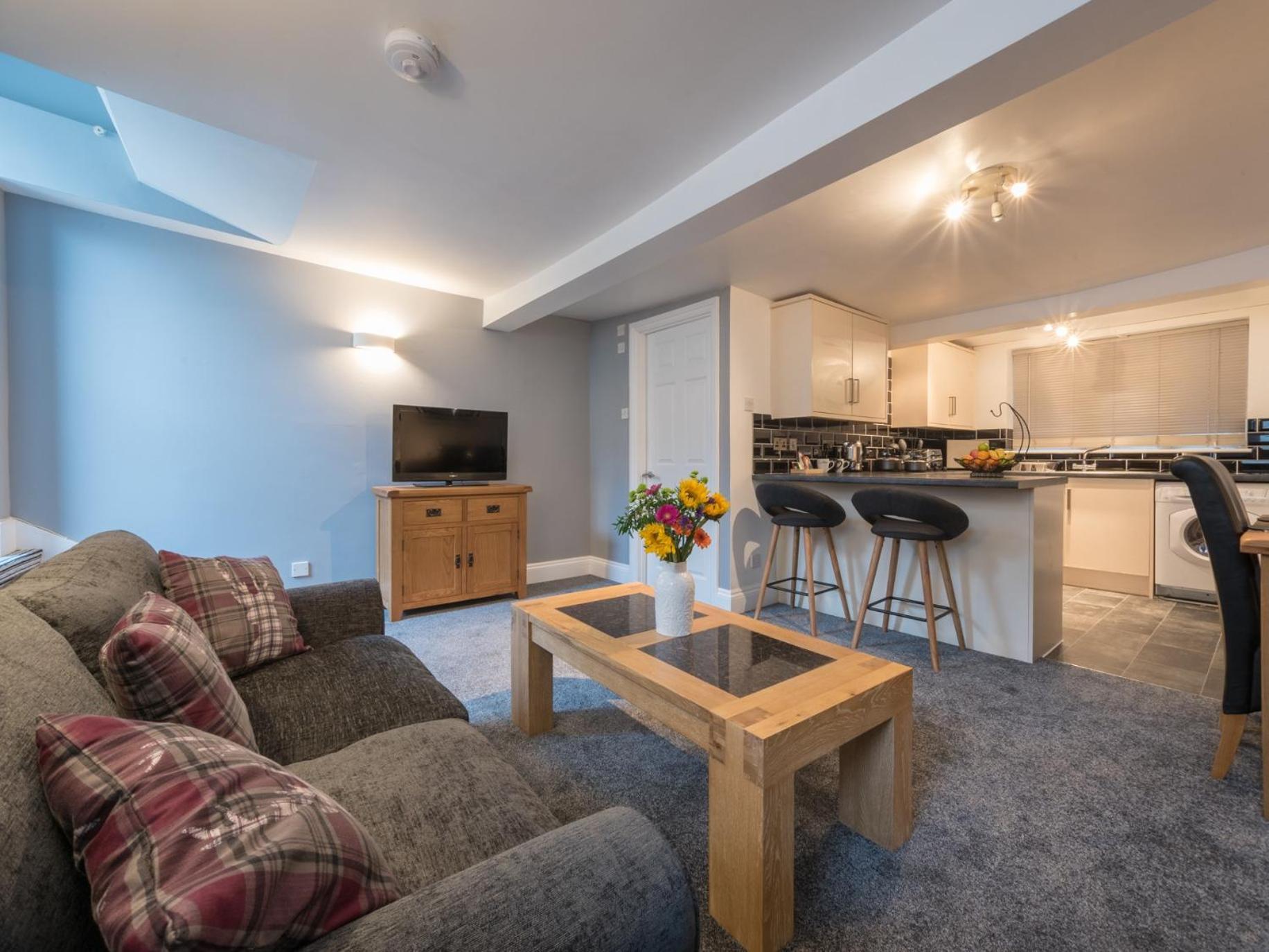 Southernhay Basement Apartment Эксетер Номер фото