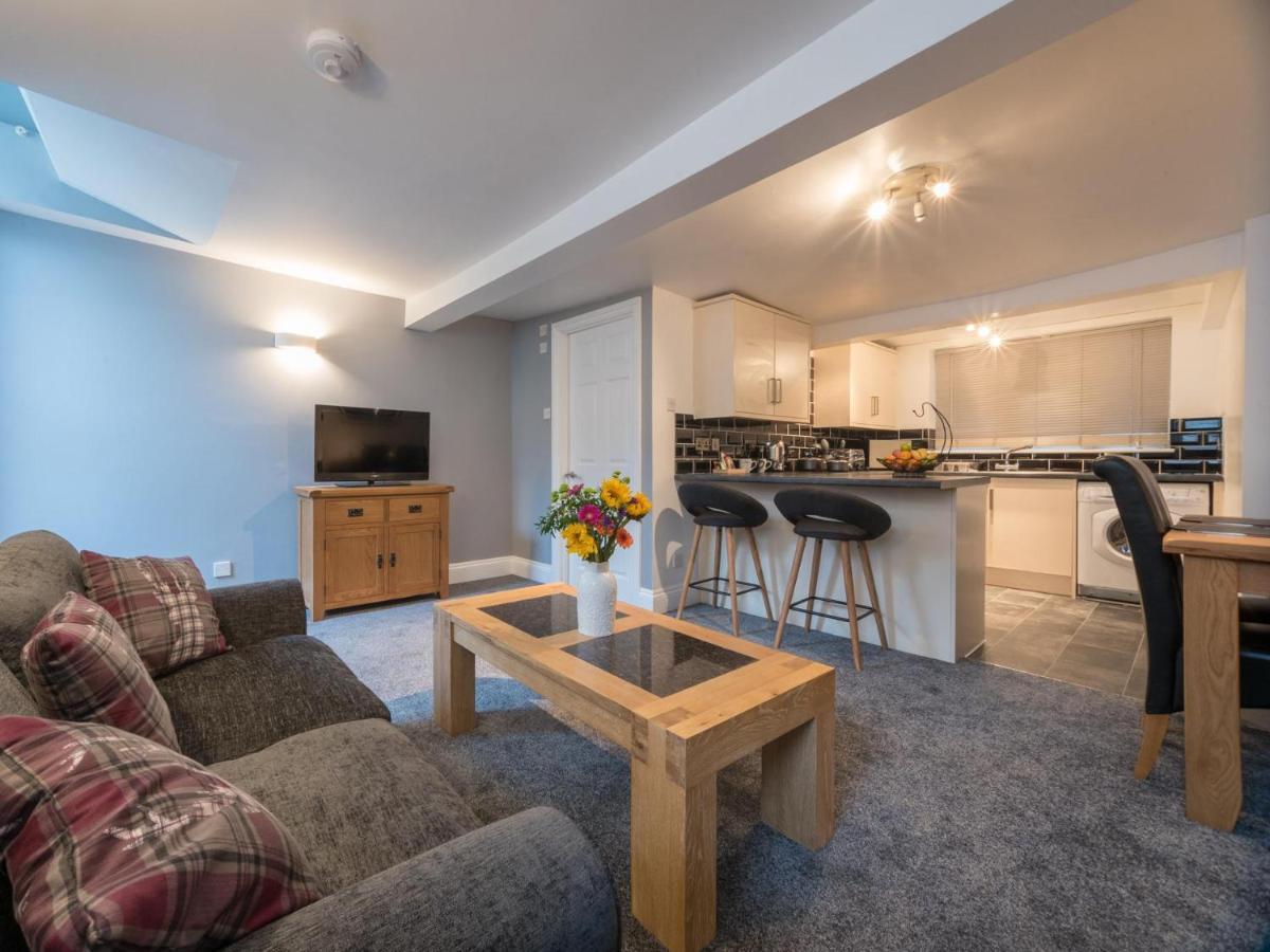 Southernhay Basement Apartment Эксетер Экстерьер фото